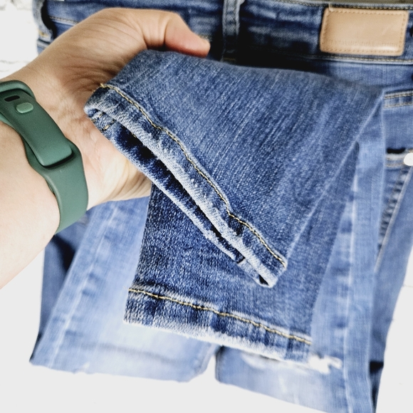 ZARA | skinny high waist stretch distressed jeans - Picture 6 of 8